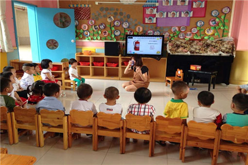 东方图特教育——专注于少儿科技教育产品开发、咨询服务、培训辅导