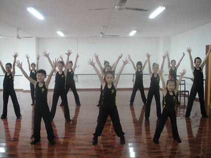 追梦舞蹈培训中心——专业模特班、一对一私教