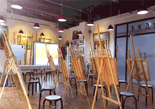 艺想时光艺术培训中心——新颖的课程，优秀的教师，宽敞的环境。