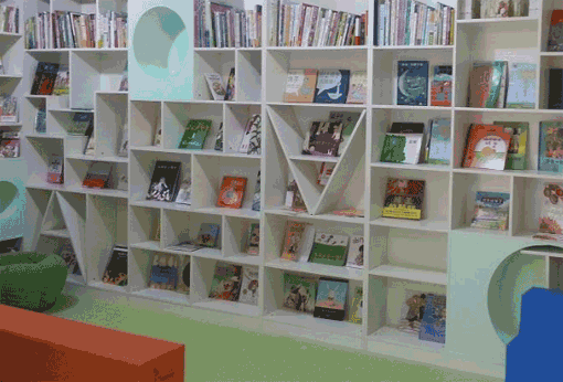 小鸭子绘本馆——汇集国内外精选的儿童读物，开设绘本延伸活动课堂