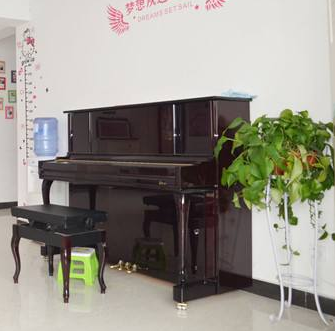 艾希贝尔钢琴——专注3—12岁幼儿钢琴启蒙教育，致力于打造6—8年幼儿钢琴教育系统