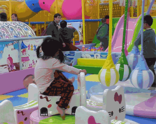 开心大本营儿童乐园——致力成为中国婴童的欢乐世界，为亿万家庭传递爱的正能量