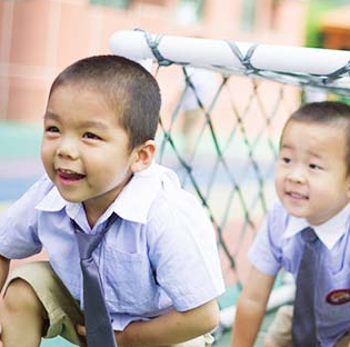 小哈佛双语幼儿园——尊重儿童天性和身心发展规律