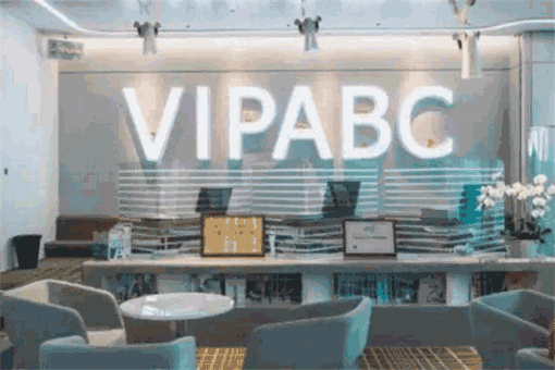 vipabc英语——凭借研发的DCGS动态课程系统