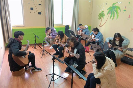 池州飞天吉他音乐学苑——专注于一对一高品质的人性化教学课堂