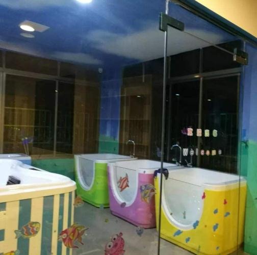 童来福婴儿游泳馆——一体式婴幼儿服务