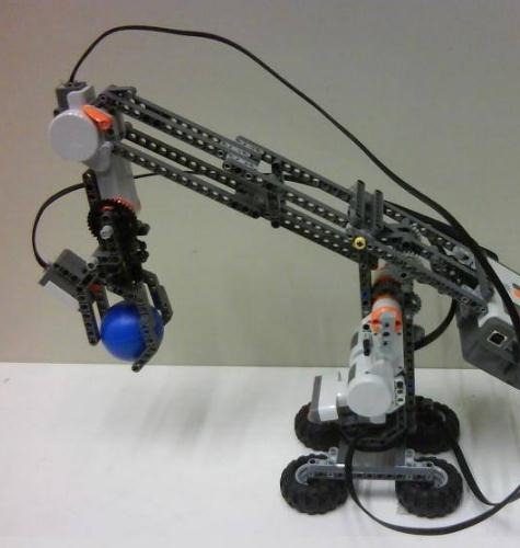 机器人高手——致力于引进全球的优秀STEM教育产品