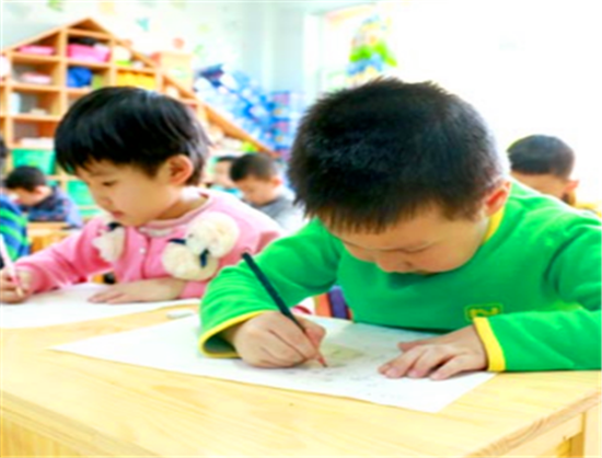 天佑幼儿园——致力于研究适合中国家庭及儿童的学前教育模式