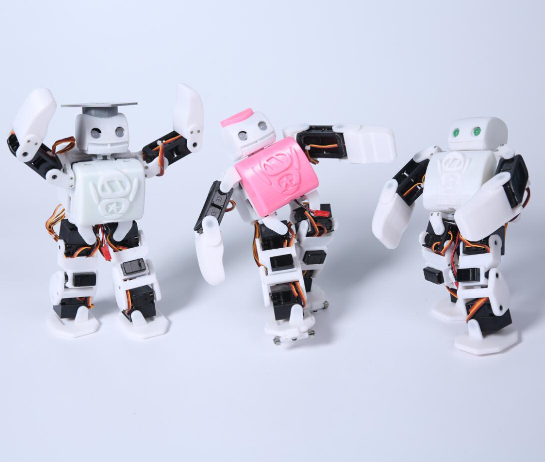 酷哥机器人——专注4-16岁的学员，通过设计、搭建、编程，专注提升青少年的创新力和
