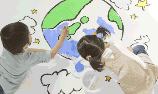 画枫国际美术私校——让儿童用自己的想法去绘画，锻炼儿童发散性思维