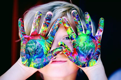 儿童美学艺术——每个孩子都有属于自己的性格色彩