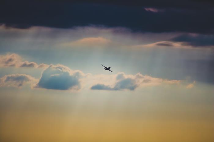 出租深圳3400㎡左右集货仓