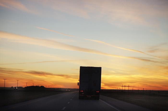 出租美国休斯顿2300平方米上下国际物流库房