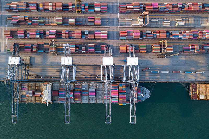 湖南岳阳到德国汉堡超大件拆卸空运