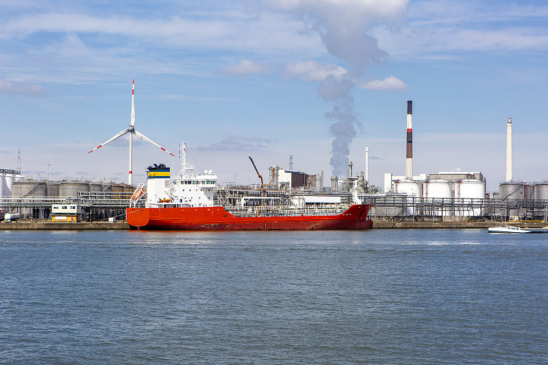 辽宁鞍山到英国利物浦跨境快递专机