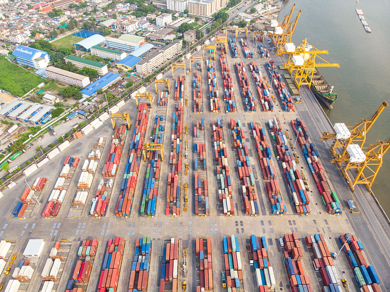 四川成都到美国芝加哥客机腹舱带货