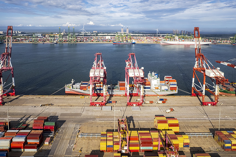 广东东莞到英国-伦敦自贸区空运联动