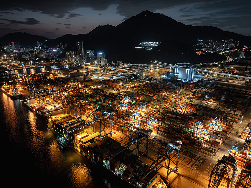 福建泉州到挪威奥斯陆客机腹舱带货