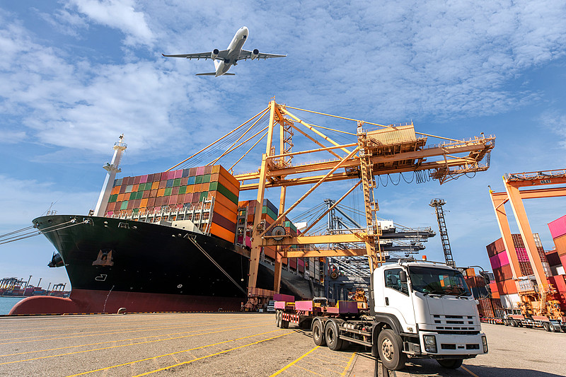 深圳到芝加哥客机腹舱带货