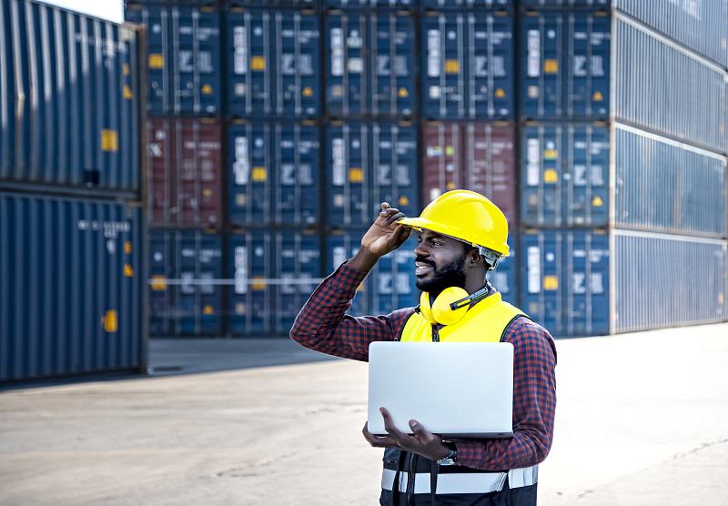 广东东莞到新奥尔良客机腹舱带货