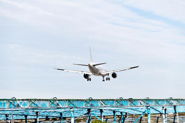 中国宁波到美国威尔明顿跨境邮政空运