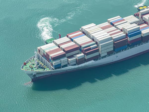 广东广州到美国杰克逊维尔快船专线专属货轮