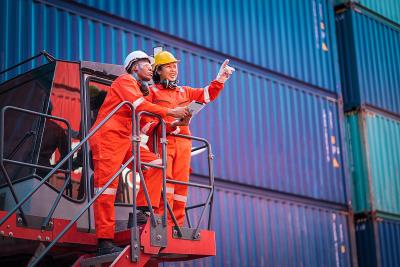 散热器采纳中国东莞环球货运高效送达安克雷