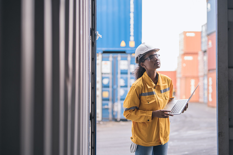 半导体器件山东青岛环球货运准时送达南非德班