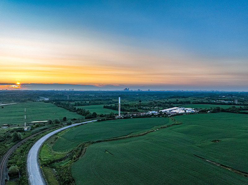 经由广州把体育用品邮寄到美国宾厄姆顿(Binghamton)