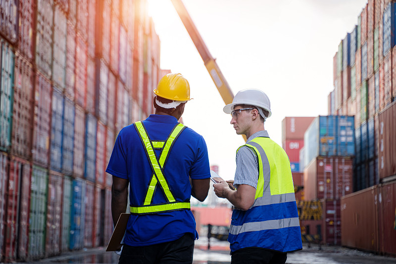 经由大连将限制物品邮寄到纽瓦克(Newark)