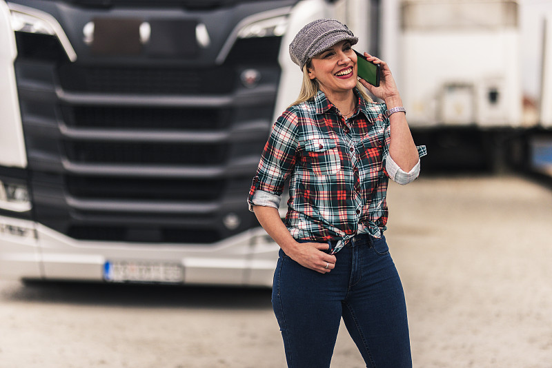 铅笔采取昆明跨境物流配送至圣路易斯