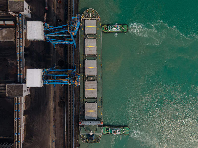 经过成都箱包寄到美国纽约