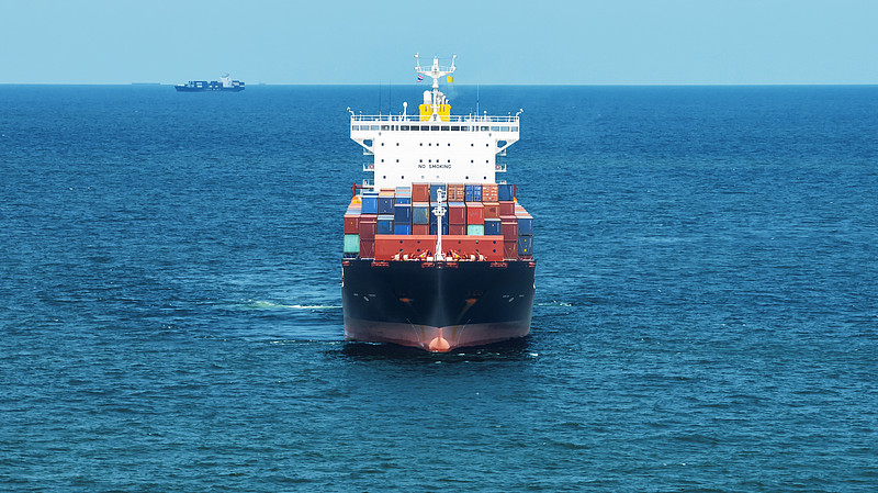 黑胡桃木运用广东深圳外贸物流准时送达日本东京