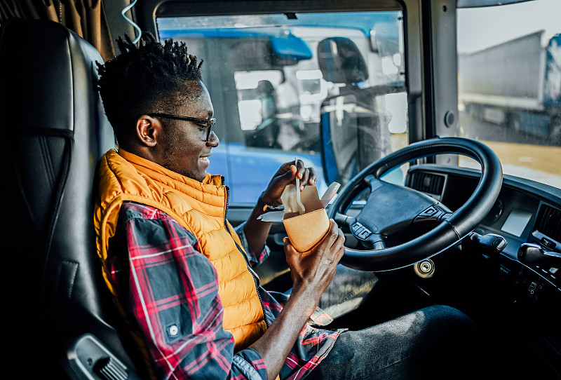 新能源产品利用广东广州国际物流运送至印度孟买 新能源产品利用广东广州国际物流运送至印度孟买