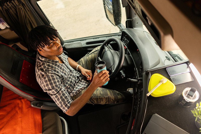 热轧异型钢(工字钢、H型钢)河北唐山环球货运发往日本东京 热轧异型钢(工字钢、H型钢)河北唐山环球货运发往日本东京