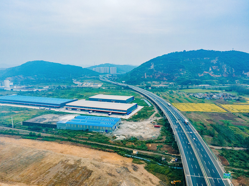 家具采纳辽宁大连跨国货运送抵马来西亚巴生港