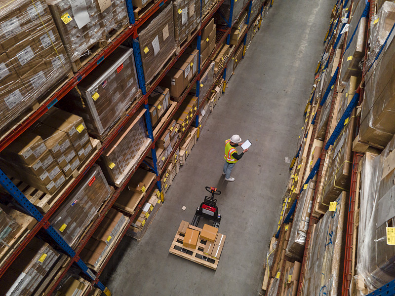 铝材采取中国上海国际货运发往阿联酋迪拜