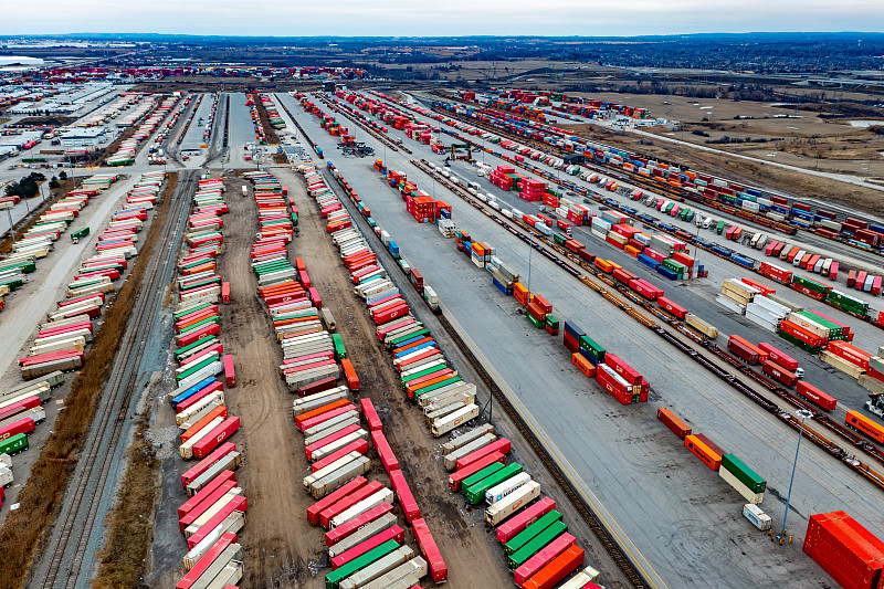 五金工具经广东广州环球货运准时送达南非德班