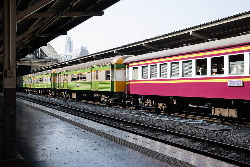 液压支柱钢管选用苏州环球货运送抵伯明翰(Birmingham) 液压支柱钢管选用苏州环球货运送抵伯明翰(Birmingham)