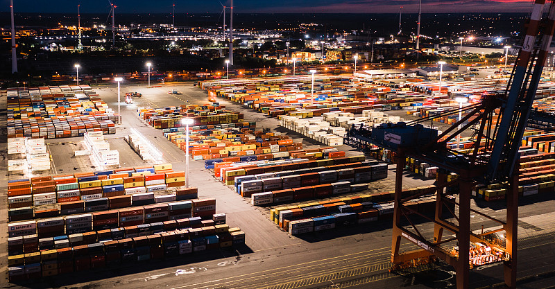 合成纤维面料应用中国上海外贸物流快递至巴基斯坦卡拉奇 合成纤维面料应用中国上海外贸物流快递至巴基斯坦卡拉奇