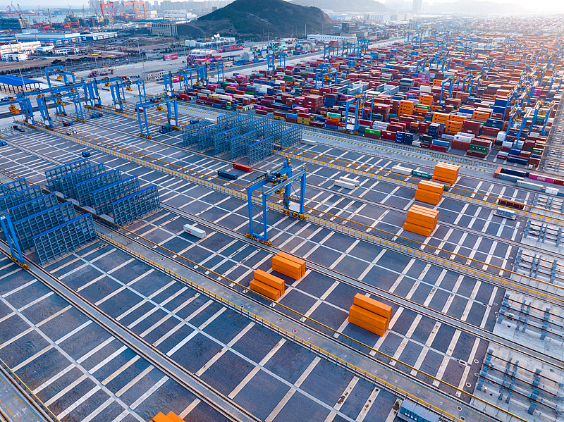 桥梁用木材通过广东广州环球货运运抵南非德班