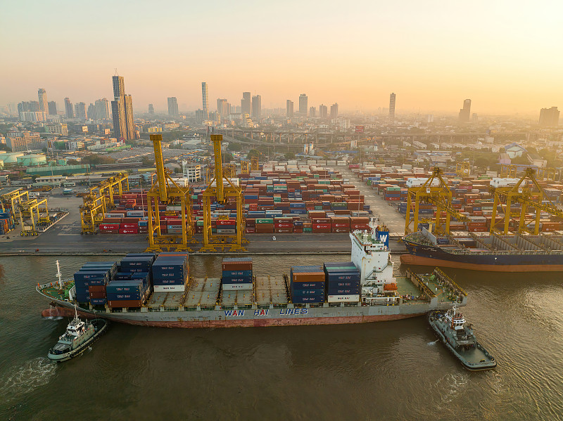 四、办公设备及耗材借助广东深圳全球物流运抵印度孟买