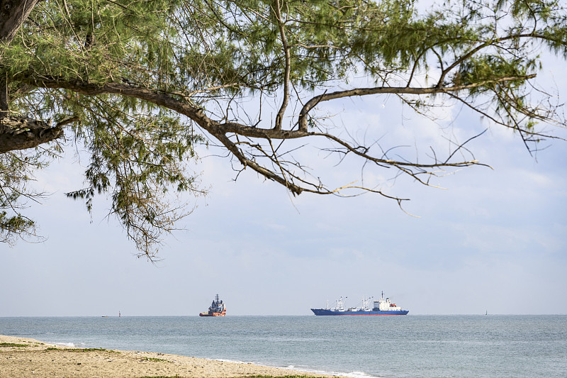 窗磁通过深圳全球物流递送到底特律