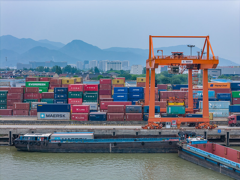 人造毛皮采用福建福州外贸物流送抵荷兰鹿特丹