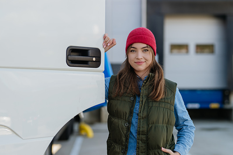 车载空气净化器应用中国福州外贸物流安全送达塞维尔(Sewell)