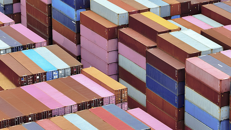 手机壳经辽宁大连外贸物流快递至阿联酋迪拜