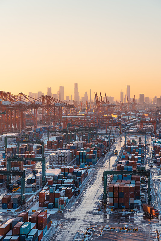 液晶显示器采纳广东广州跨境物流运到美国纽约