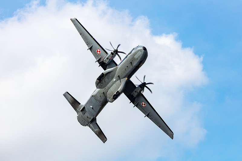 航空航天借助长春外贸物流送抵威尔明顿