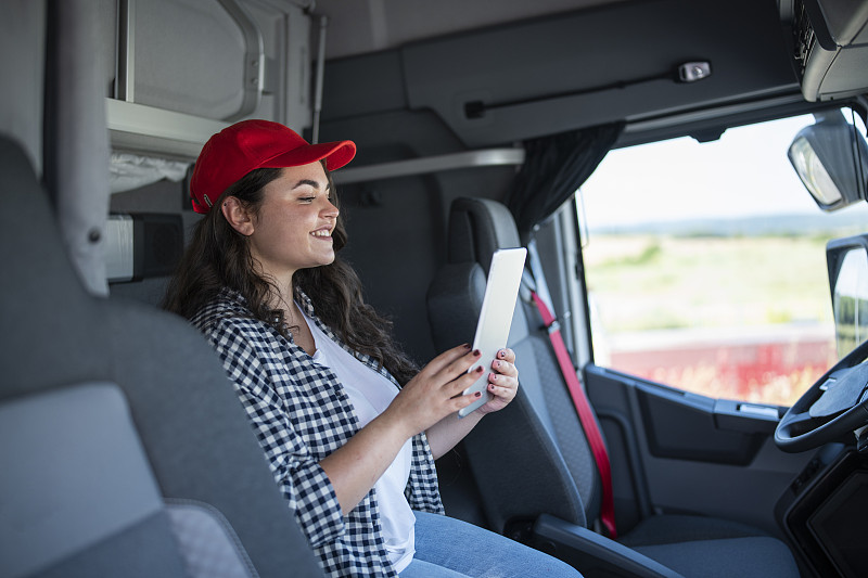 木制家具部件利用中国南京国际物流运到美国利奥尼亚(Leonia)