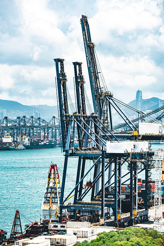 合成纤维面料利用哈尔滨跨国货运及时送达美国萨凡纳 合成纤维面料利用哈尔滨跨国货运及时送达美国萨凡纳